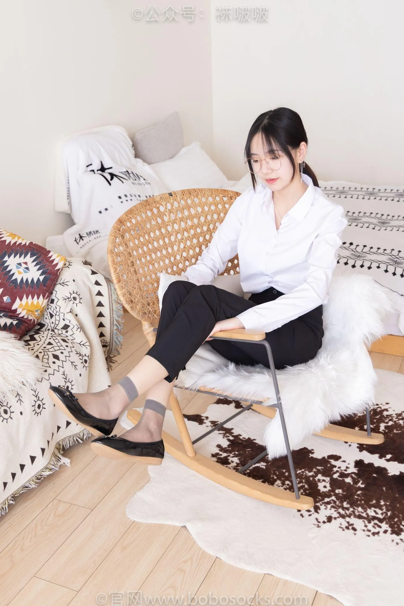 [BoBoSocks袜啵啵]NO.085 小甜豆-平底鞋、短灰丝、短肉丝 [140P]插图6